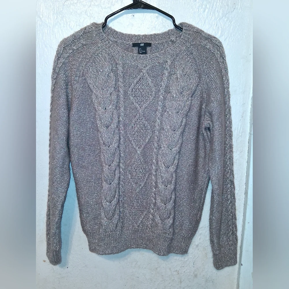 💥H&M Cable Knit Sweater | Cozy Neutral Chic ✨ Size L - Picture 6 of 7
